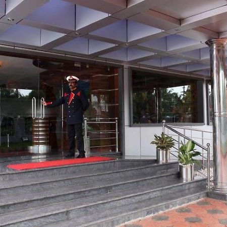 Nila Residency Hotel Shoranur Exterior foto